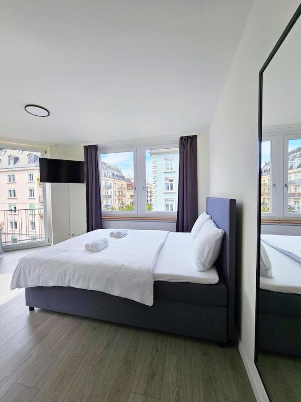 Downtown Deluxe With Queen Bed Be-46 Zürich
