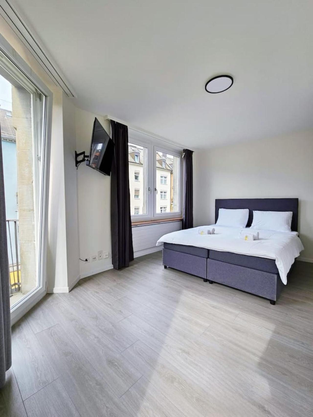Downtown Deluxe With Queen Bed Be-46 Lejlighed Zürich